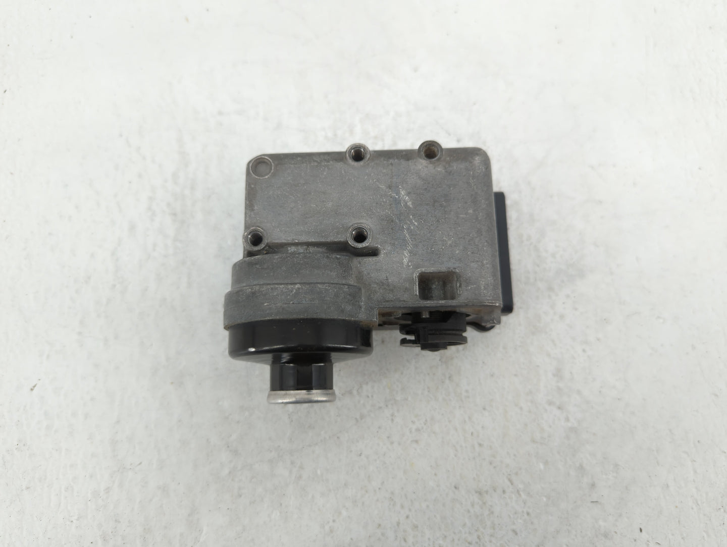 2004 Ford Escape PCM Engine Control Computer ECU ECM PCU OEM P/N:YL8F-9C735-EE Fits OEM Used Auto Parts - Oemusedautoparts1.