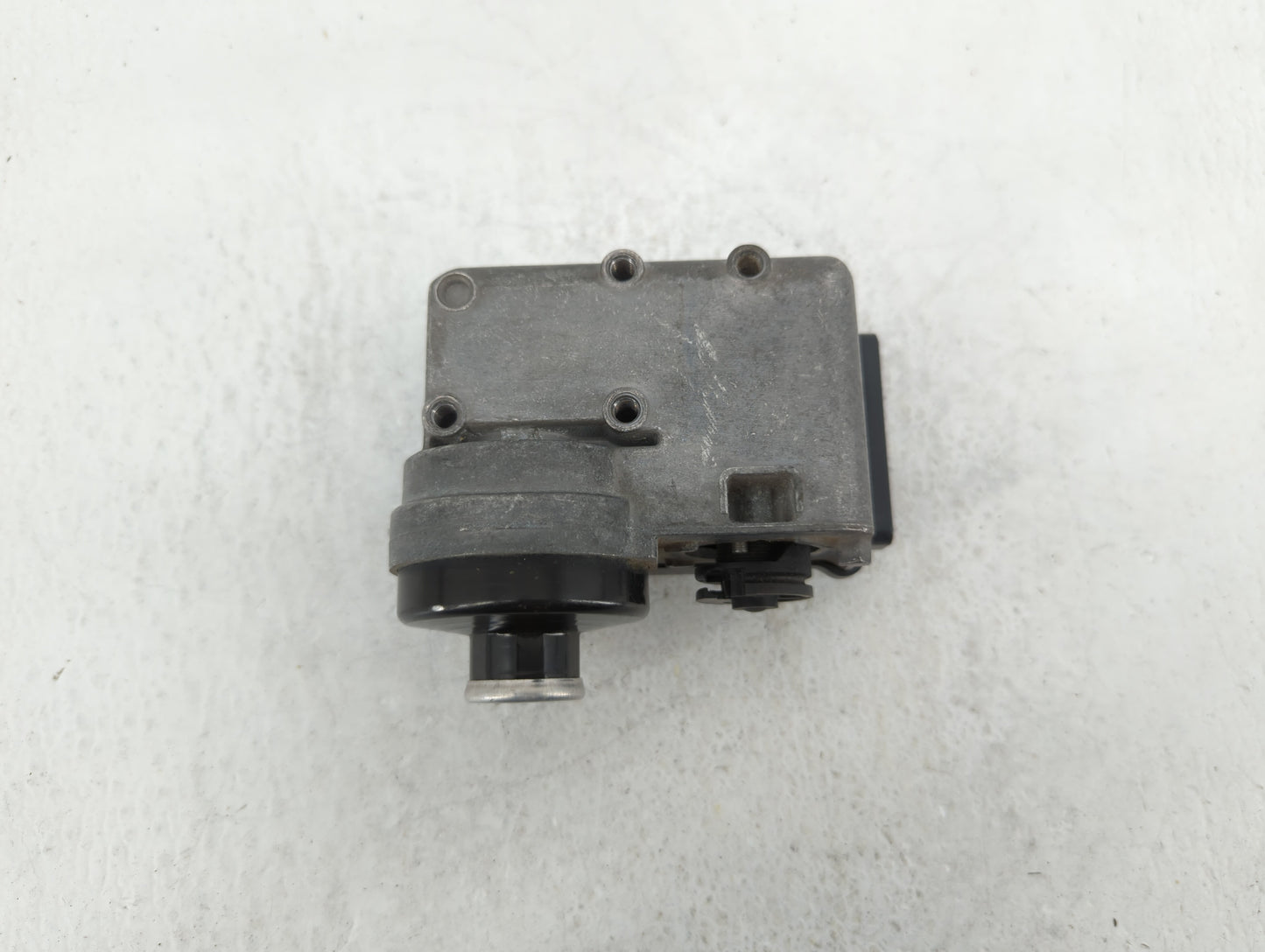 2004 Ford Escape PCM Engine Control Computer ECU ECM PCU OEM P/N:YL8F-9C735-EE Fits OEM Used Auto Parts - Oemusedautoparts1.