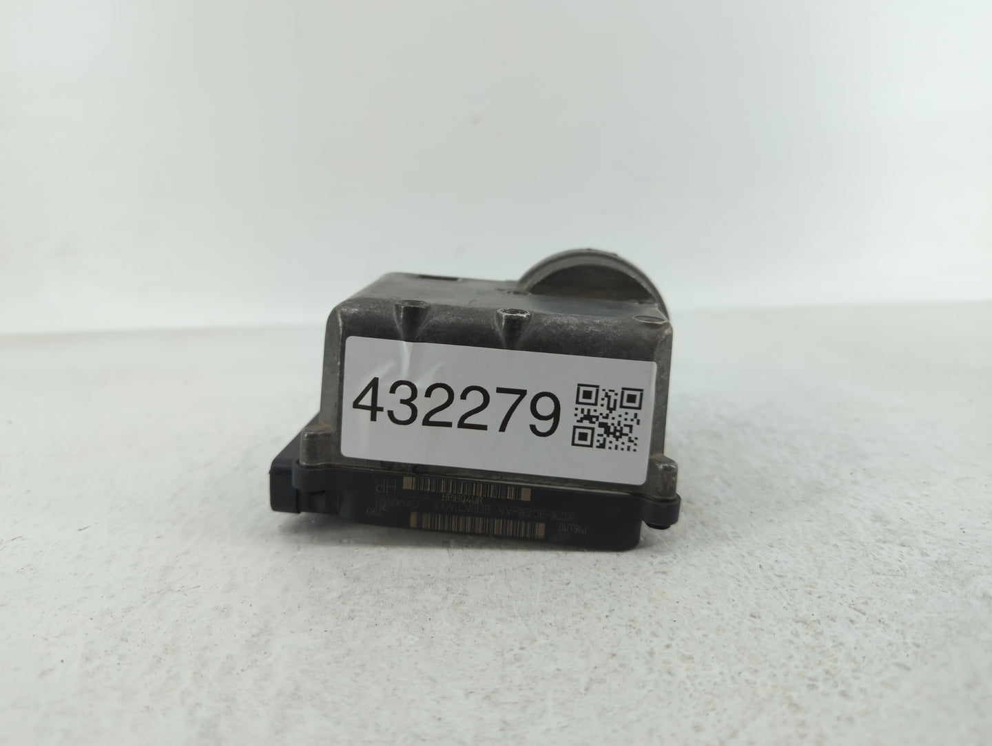 2004 Ford Escape PCM Engine Control Computer ECU ECM PCU OEM P/N:YL8F-9C735-EE Fits OEM Used Auto Parts - Oemusedautoparts1.