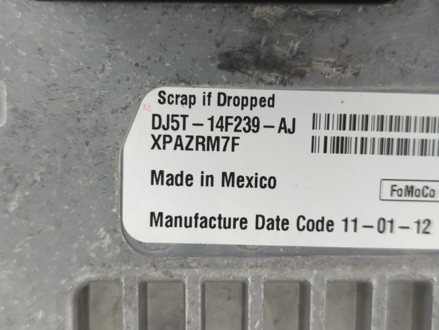 Ford Escape Information Display Screen - Oemusedautoparts1.com