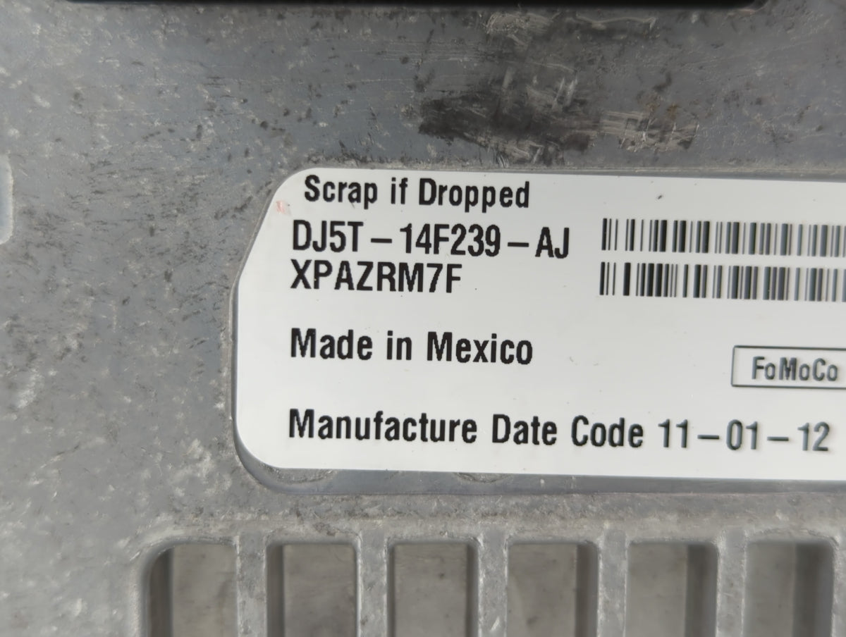 Ford Escape Information Radio Display Screen 637685 - Oemusedautoparts1.com