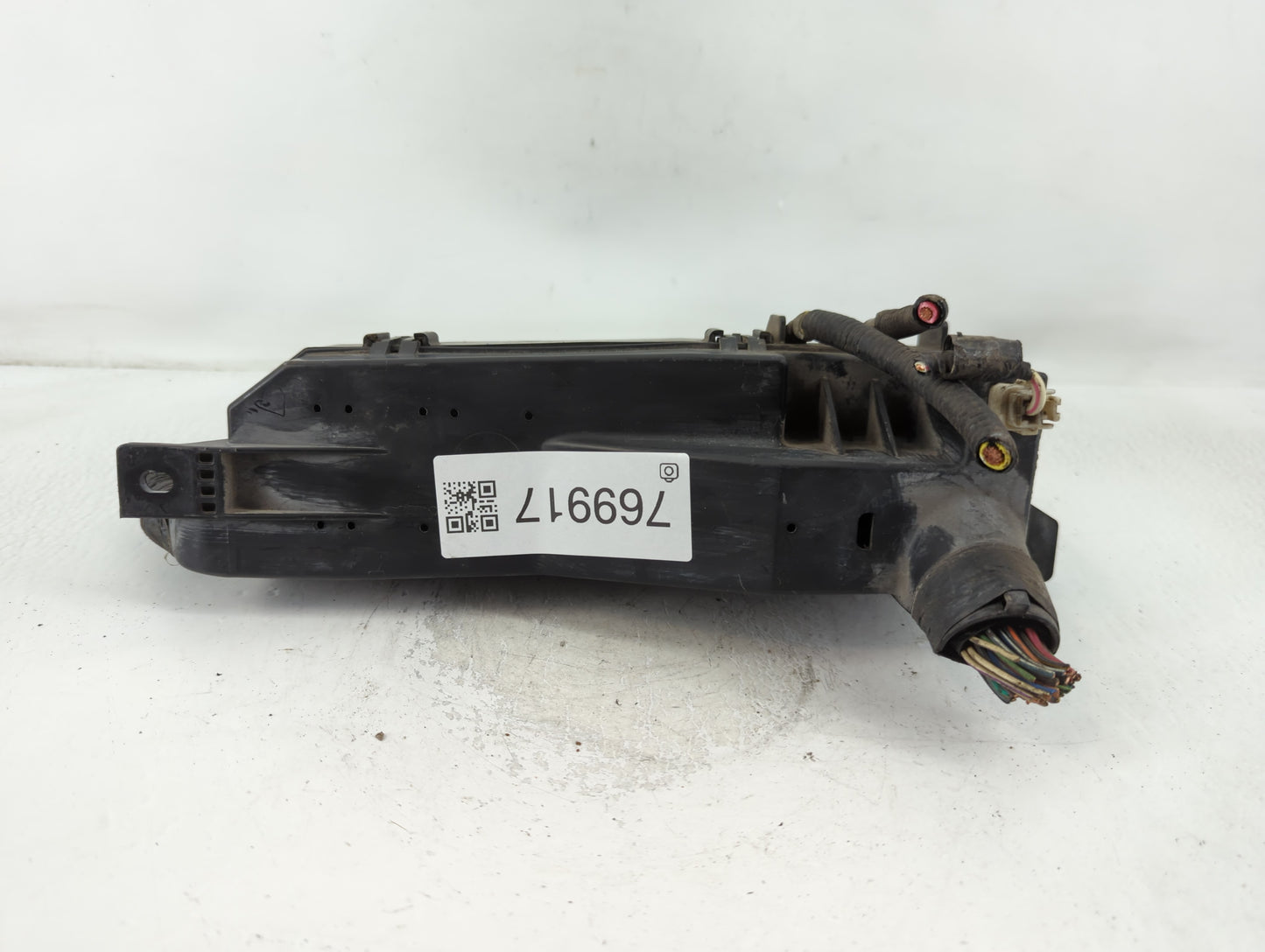 2001-2004 Ford Escape Fusebox Fuse Box Panel Relay Module P/N:PBT+RUBBER A1 90293 Fits Fits 2001 2002 2003 2004 OEM Used Aut