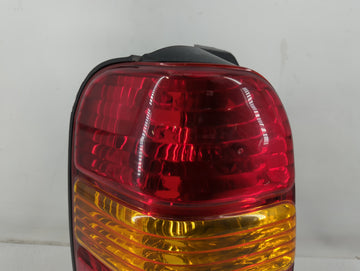 2001-2007 Ford Escape Rear Center Lid Brake Light Tail Light P/N:4l84-13b505-d Fits Fits 2001 2002 2003 2004 2005 2006 2007 