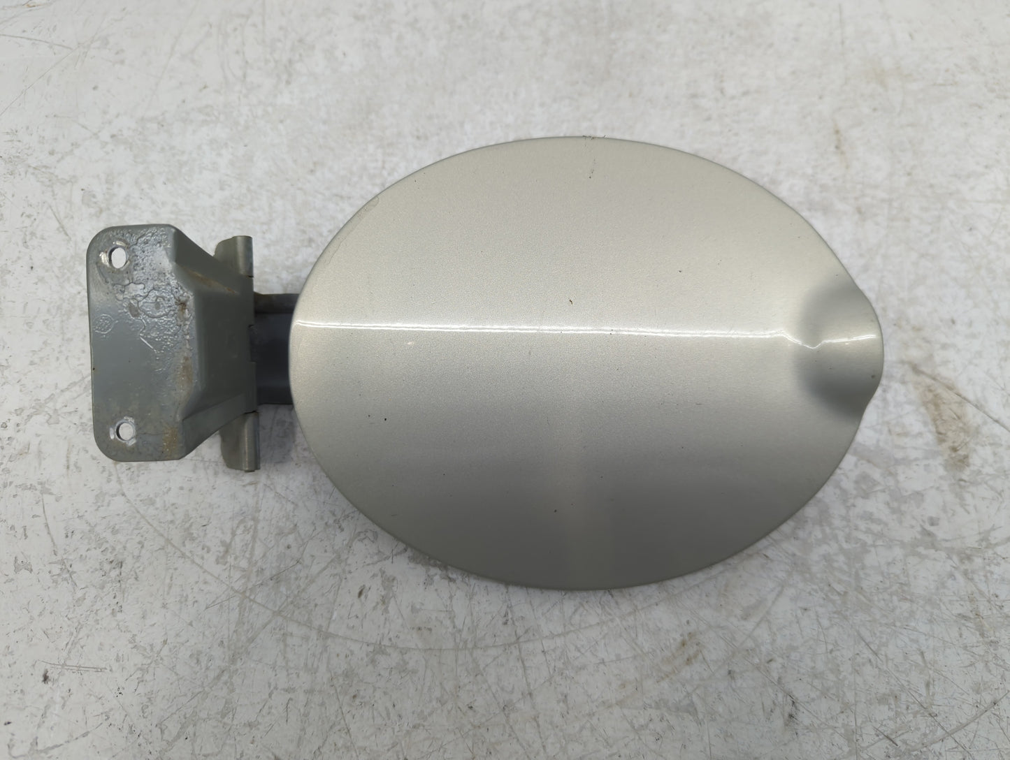 2004 Ford Escape Fuel Tank Door Lid Gas Tank - Oemusedautoparts1.com