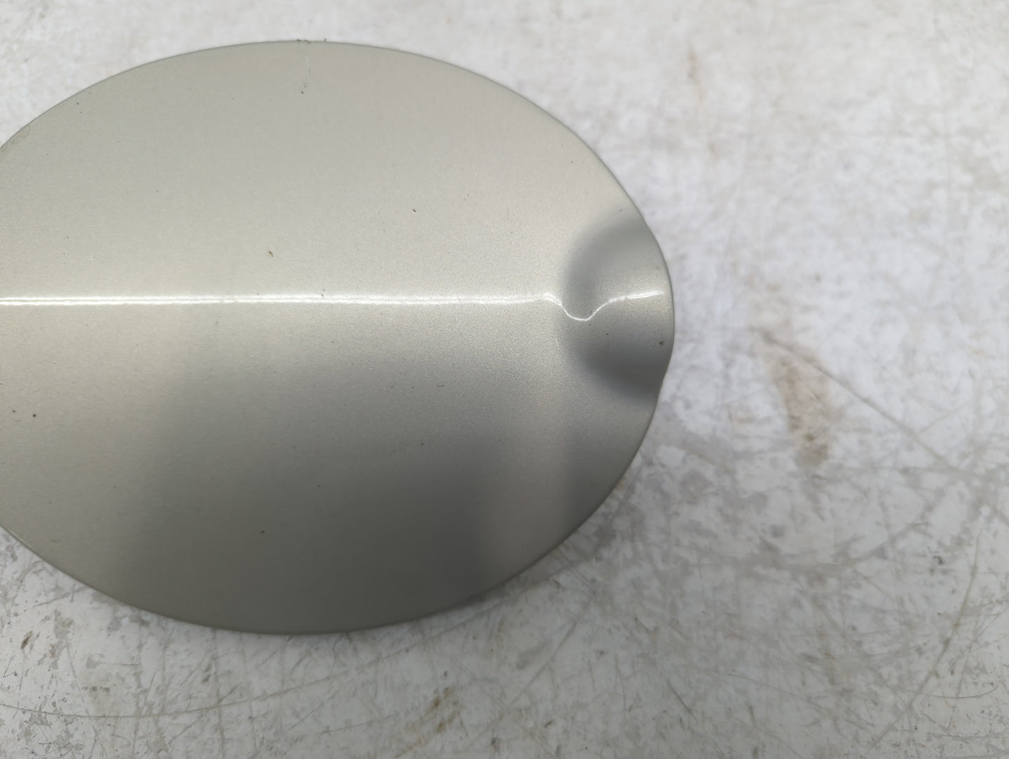 2004 Ford Escape Fuel Tank Door Lid Gas Tank - Oemusedautoparts1.com