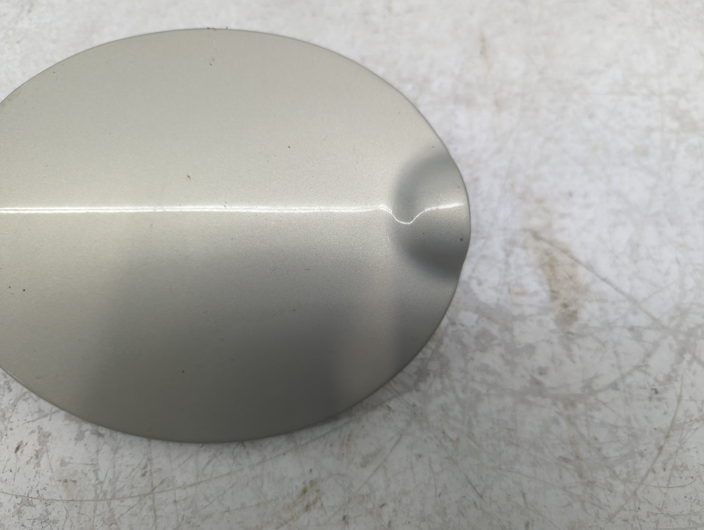 2004 Ford Escape Fuel Tank Door Lid Gas Tank - Oemusedautoparts1.com