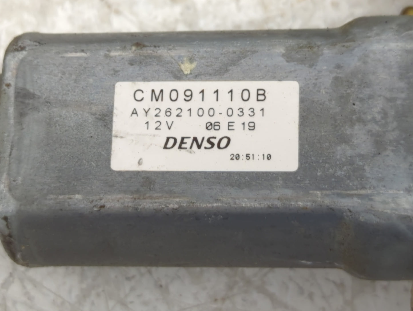2001-2007 Ford Escape Passenger Rear Right Power Window Motor - Oemusedautoparts1.com