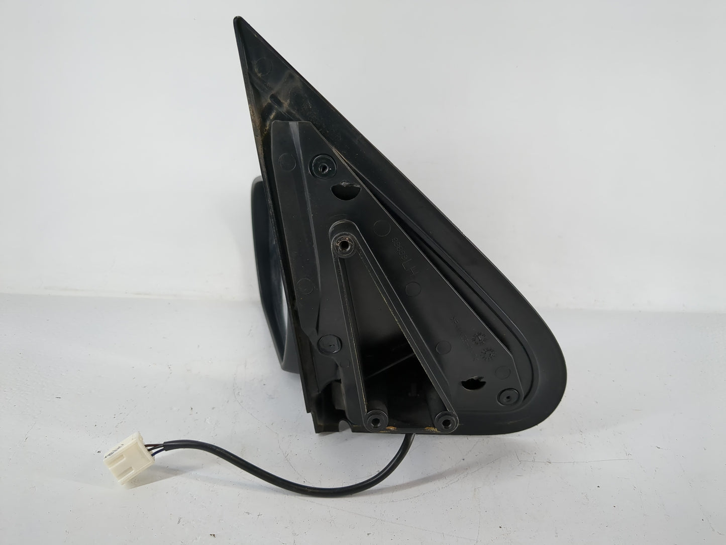 2001-2007 Ford Escape Driver Left Side View Manual Door Mirror Black - Oemusedautoparts1.com