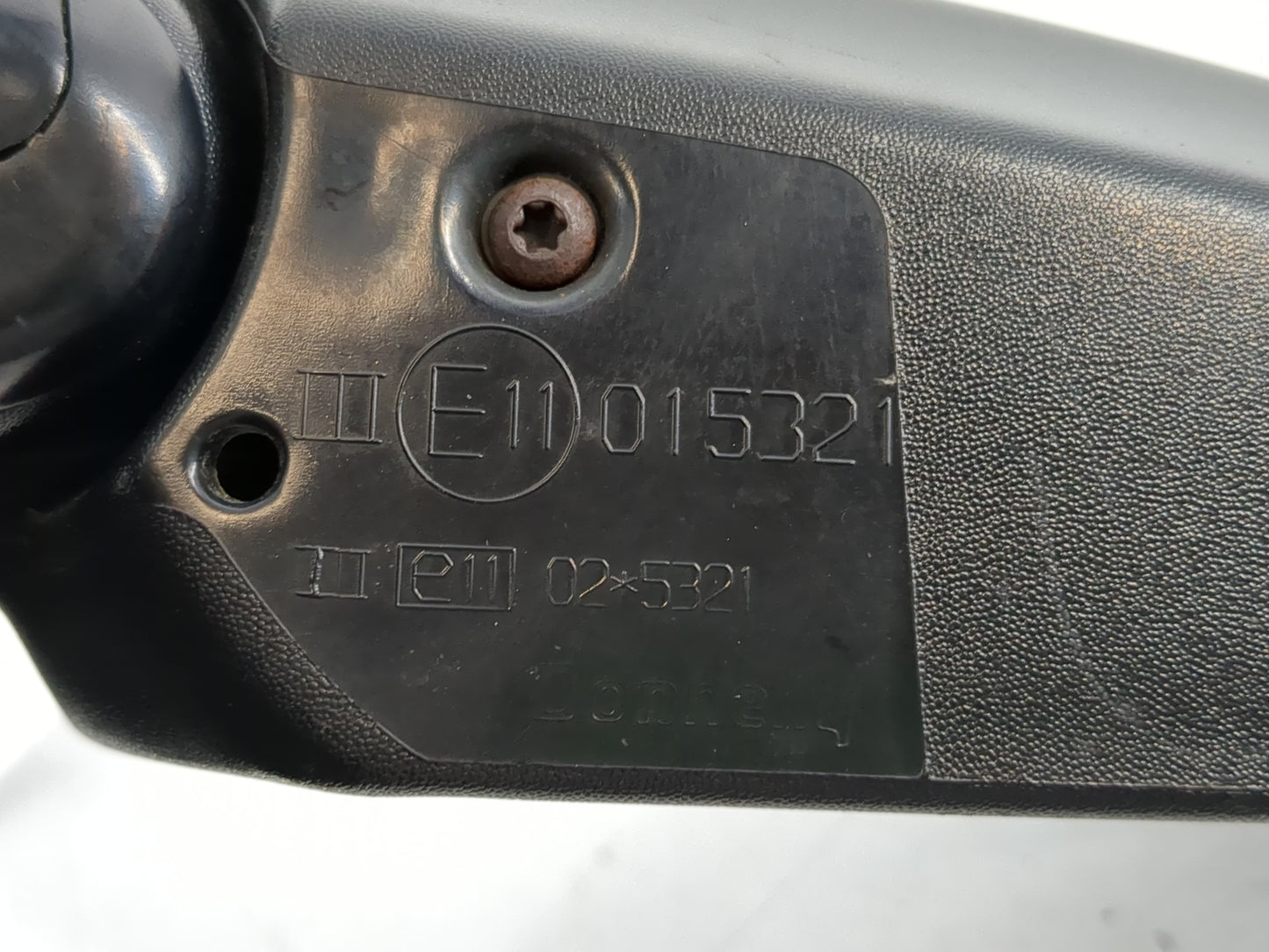 2001-2007 Ford Escape Driver Left Side View Manual Door Mirror Black - Oemusedautoparts1.com