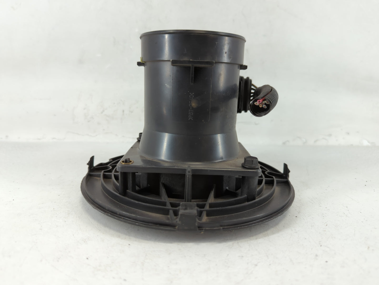 2000-2005 Ford Excursion Mass Air Flow Meter Maf - Oemusedautoparts1.com