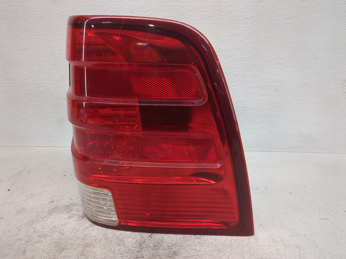 2004 Ford Expedition Tail Light Assembly Driver Left OEM P/N:2L1X-13B504-A Fits OEM Used Auto Parts - Oemusedautoparts1.com