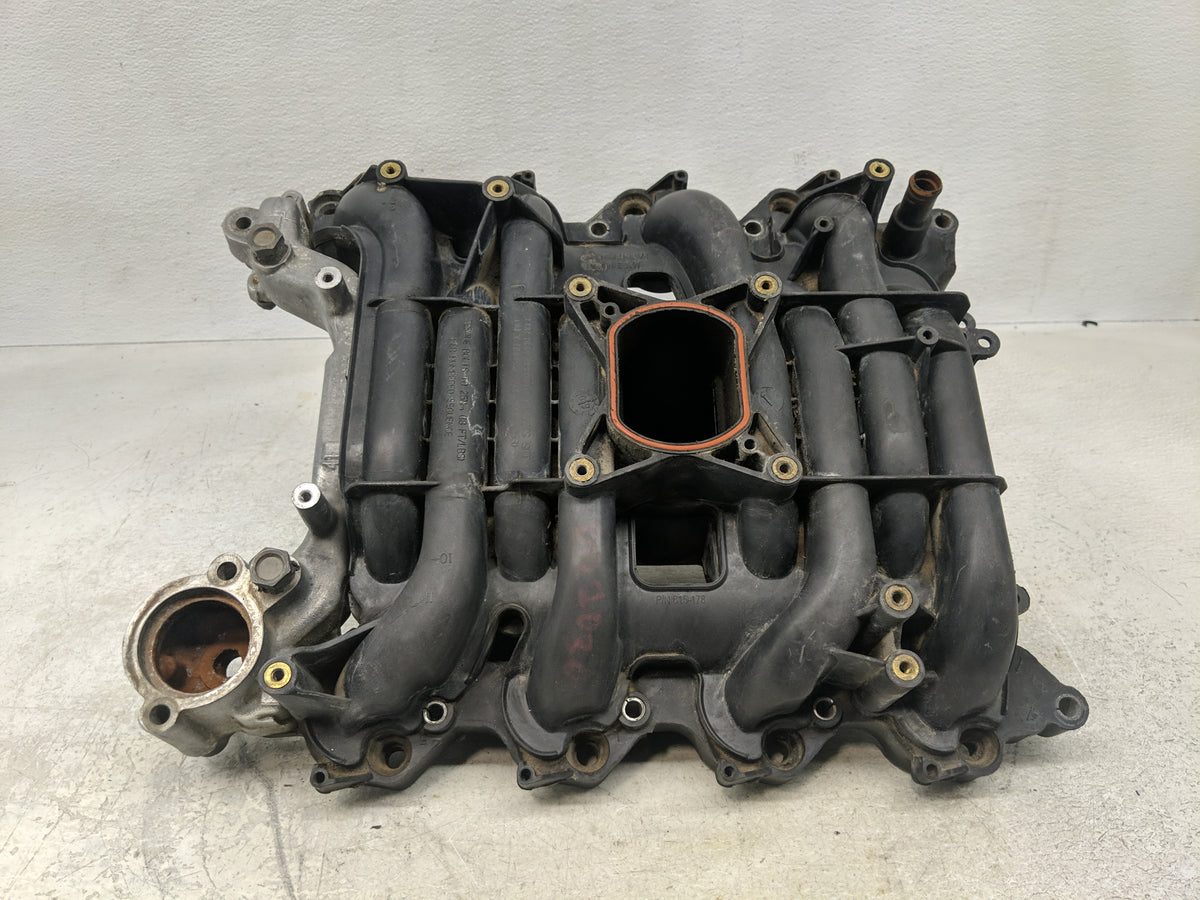 2003-2004 Ford Expedition Air Intake Manifold Fits Fits 2003 2004 2005 2006 OEM Used Auto Parts - Oemusedautoparts1.com