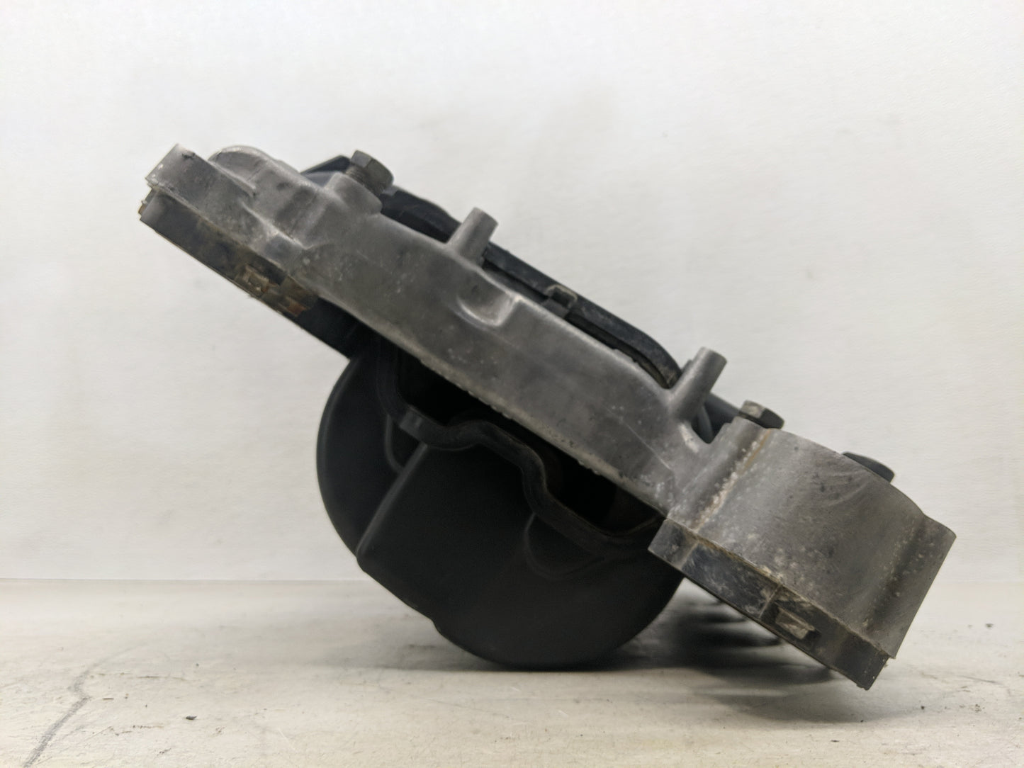 2003-2004 Ford Expedition Air Intake Manifold Fits Fits 2003 2004 2005 2006 OEM Used Auto Parts - Oemusedautoparts1.com