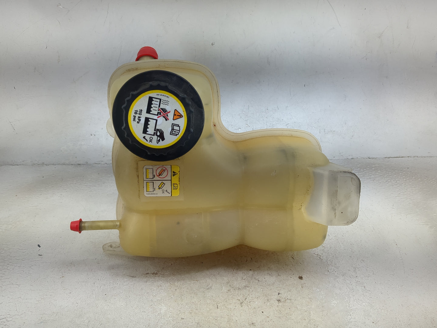 2003 Ford Expedition Radiator Coolant Overflow Expansion Tank Bottle 1494224 - Oemusedautoparts1.com