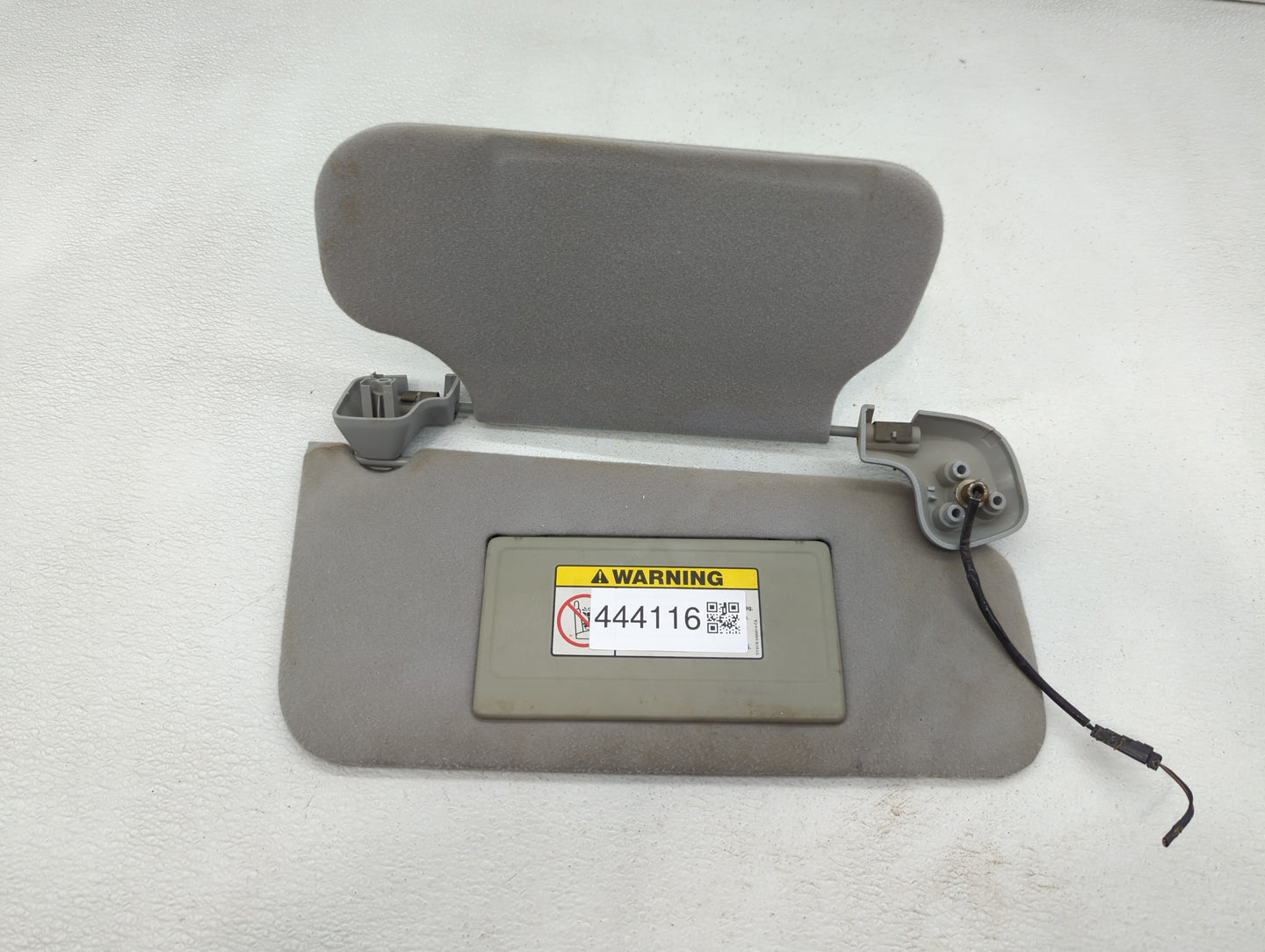 2003-2005 Ford Expedition Sun Visor Shade Replacement Passenger Right Mirror Fits Fits 2003 2004 2005 OEM Used Auto Parts - 