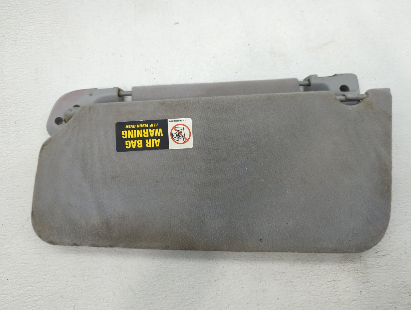 2003-2005 Ford Expedition Sun Visor Shade Replacement Passenger Right Mirror Fits Fits 2003 2004 2005 OEM Used Auto Parts - 