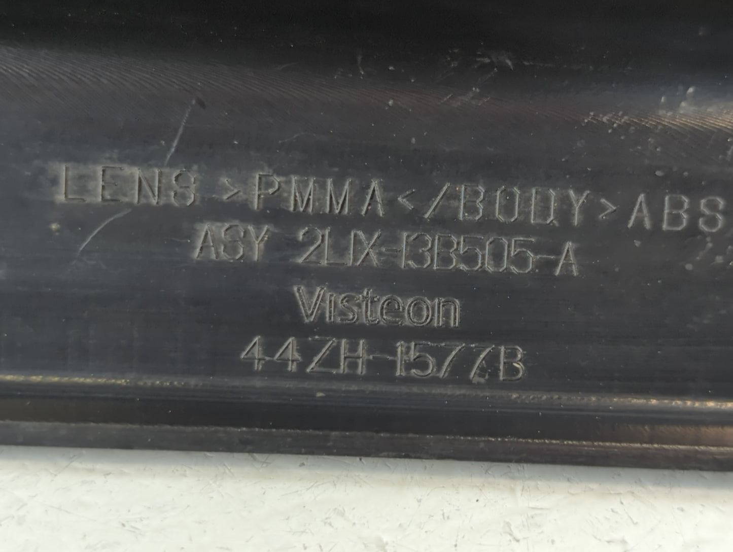 2004 Ford Expedition Tail Light Assembly Driver Left OEM Fits OEM Used Auto Parts - Oemusedautoparts1.com