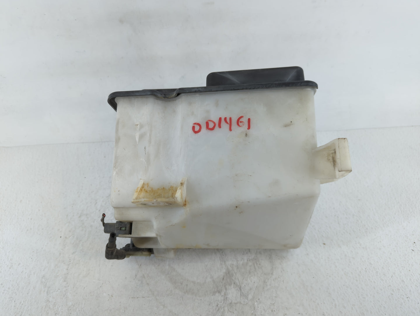 2004 Ford Expedition Windshield Washer Fluid Reservoir Bottle Oem - Oemusedautoparts1.com