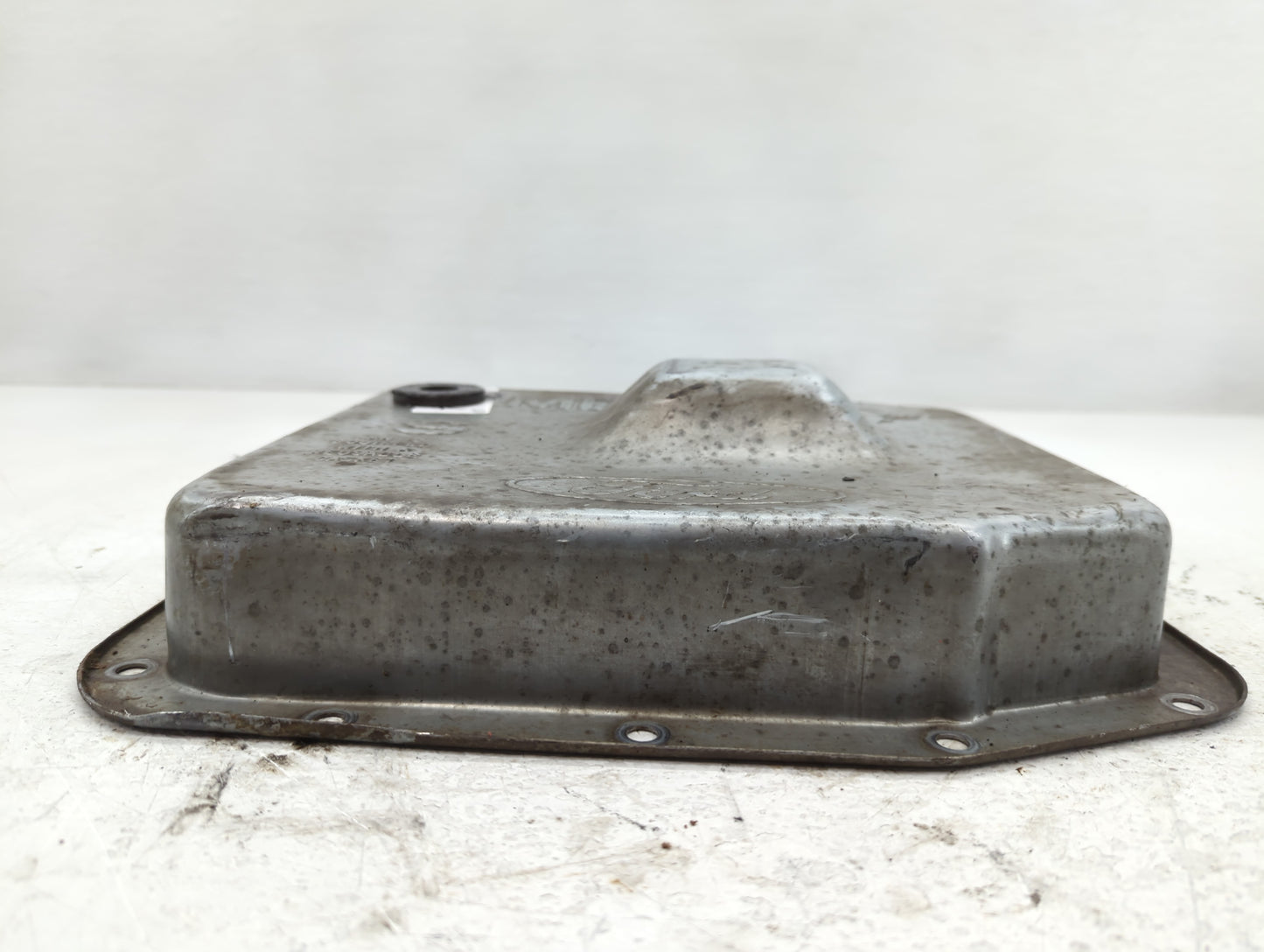 2003-2008 Ford Expedition Engine Oil Pan P/N:034 4 Fits Fits 2003 2004 2005 2006 2007 2008 OEM Used Auto Parts - Oemusedauto