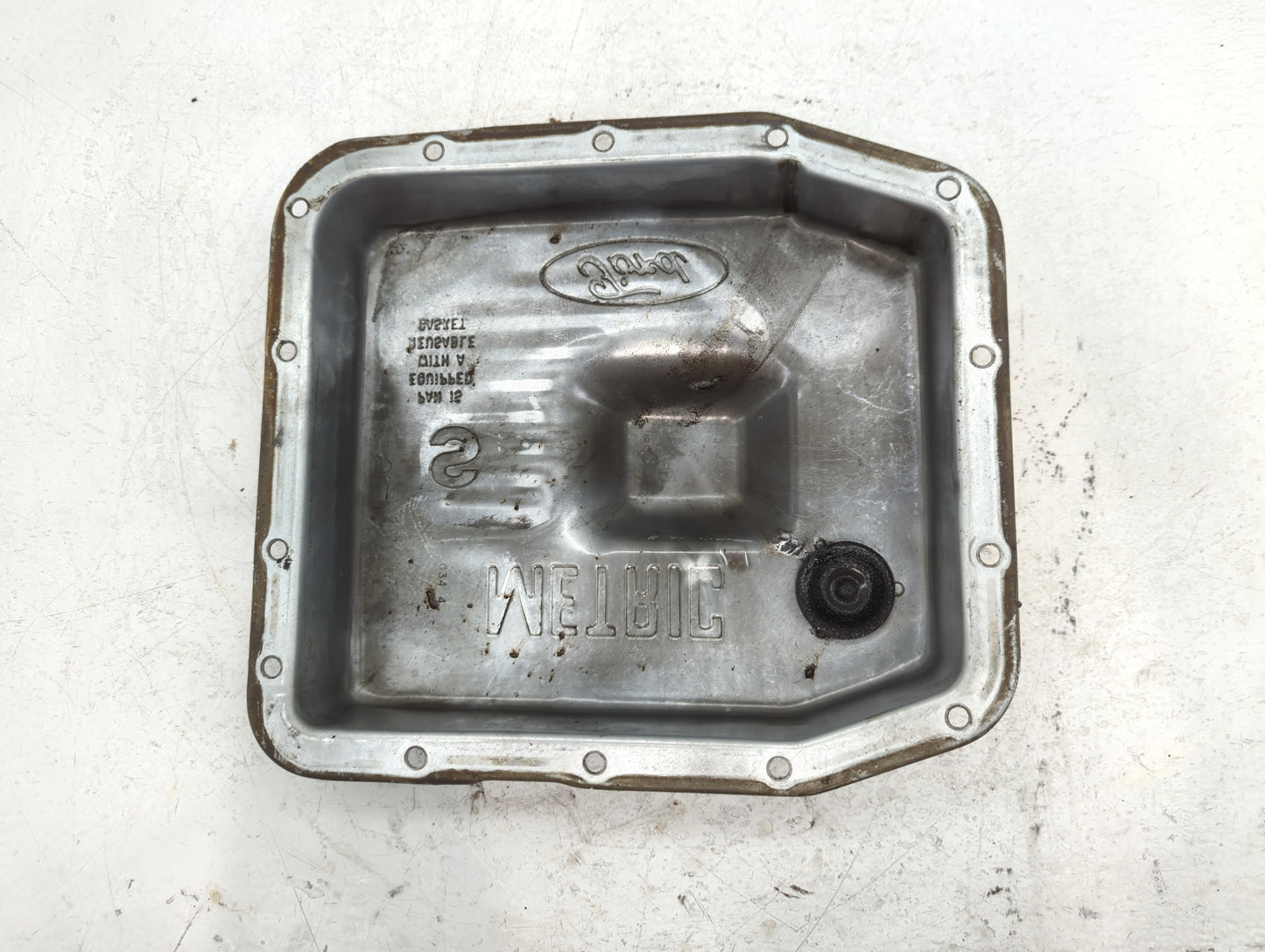 2003-2008 Ford Expedition Engine Oil Pan P/N:034 4 Fits Fits 2003 2004 2005 2006 2007 2008 OEM Used Auto Parts - Oemusedauto