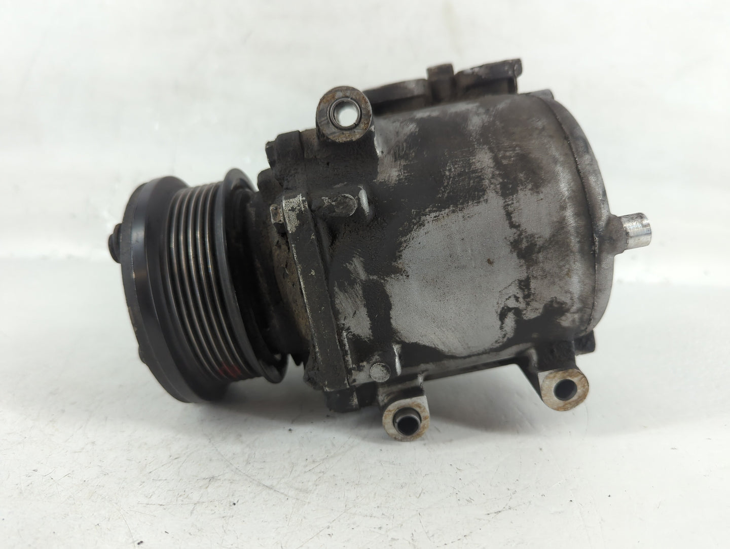 Ford Expedition Air Conditioning A/c Ac Compressor Oem - Oemusedautoparts1.com