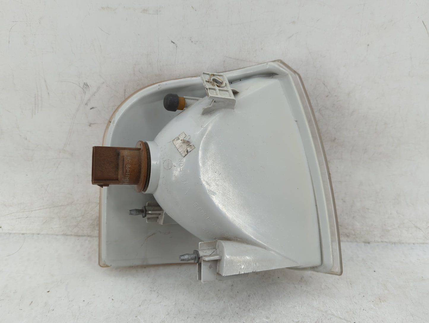 2002-2005 Ford Explorer Driver Left Oem Head Light Headlight Lamp - Oemusedautoparts1.com