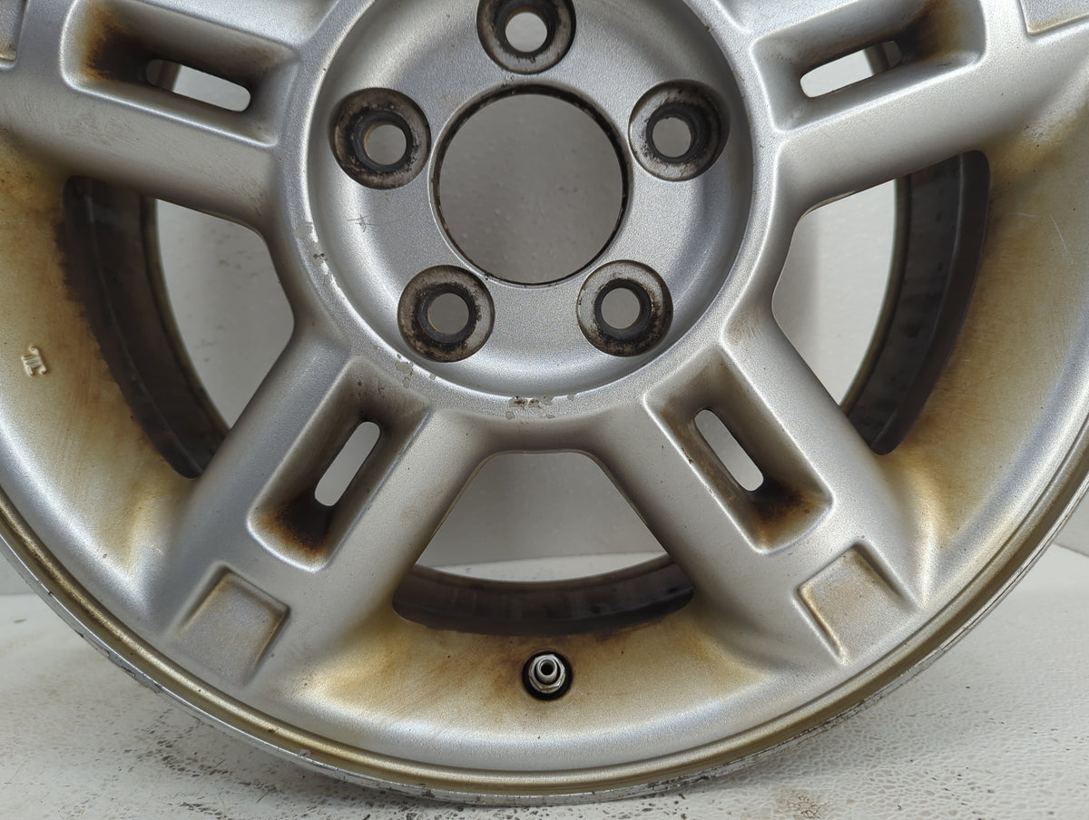 2004-2005 Ford Explorer Oem Wheel Rim 1088438 - Oemusedautoparts1.com