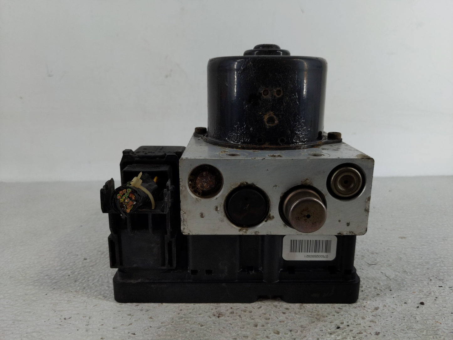 2004 Ford Explorer ABS Pump Control Module Replacement P/N:4L2T-2C219-AD Fits OEM Used Auto Parts - Oemusedautoparts1.com