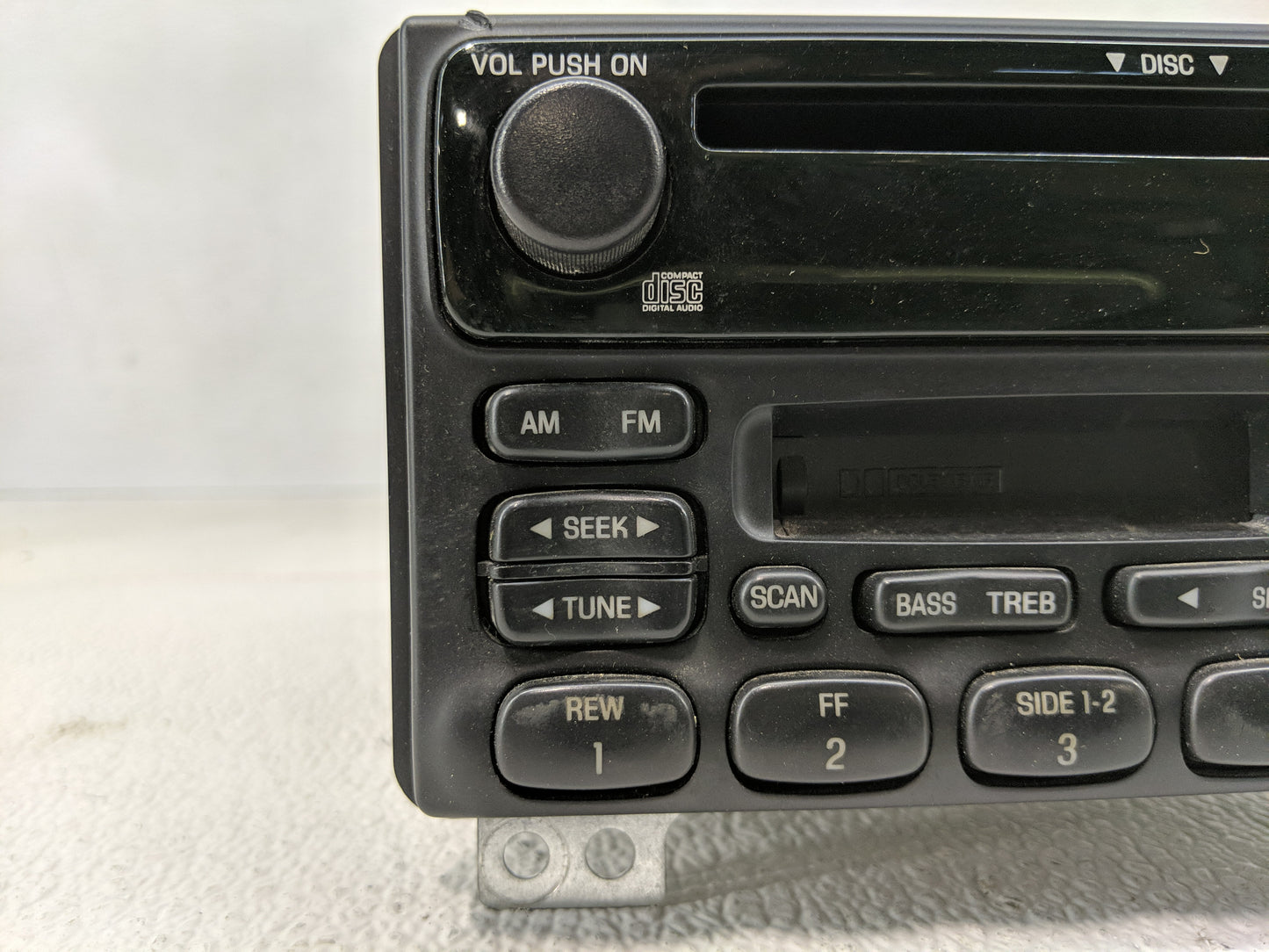 2002-2005 Ford Explorer Radio AM FM Cd Player Receiver Replacement P/N:3L2T-18C868-DD Fits Fits 2001 2002 2003 2004 2005 OEM