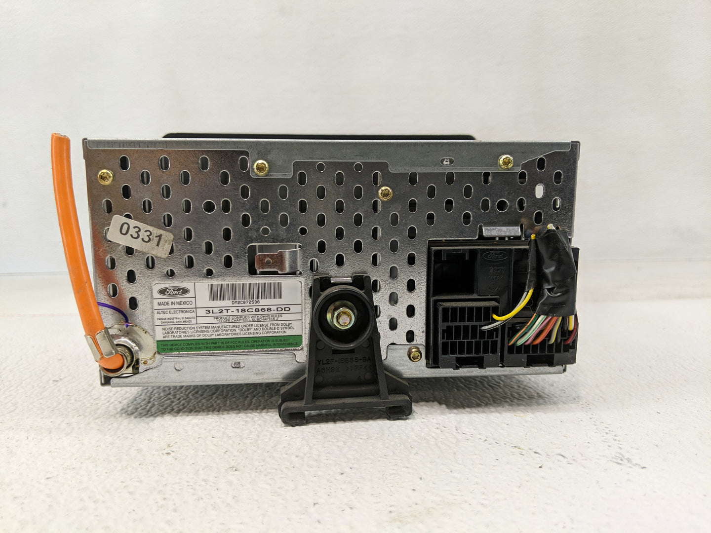 2002-2005 Ford Explorer Radio AM FM Cd Player Receiver Replacement P/N:3L2T-18C868-DD Fits Fits 2001 2002 2003 2004 2005 OEM