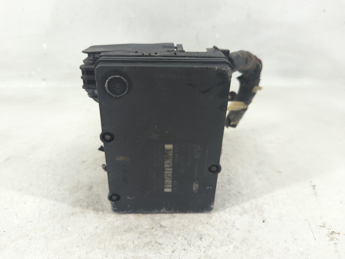 2004 Ford Explorer ABS Pump Control Module Replacement Fits OEM Used Auto Parts - Oemusedautoparts1.com