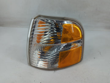 2004-2005 Ford Explorer Driver Left Oem Front Light Lamp 1226249 - Oemusedautoparts1.com