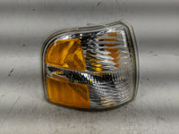 2004-2005 Ford Explorer Passenger Right Oem Front Light Lamp - Oemusedautoparts1.com