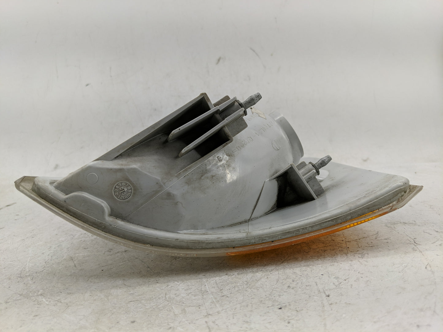 2004-2005 Ford Explorer Passenger Right Oem Front Light Lamp - Oemusedautoparts1.com