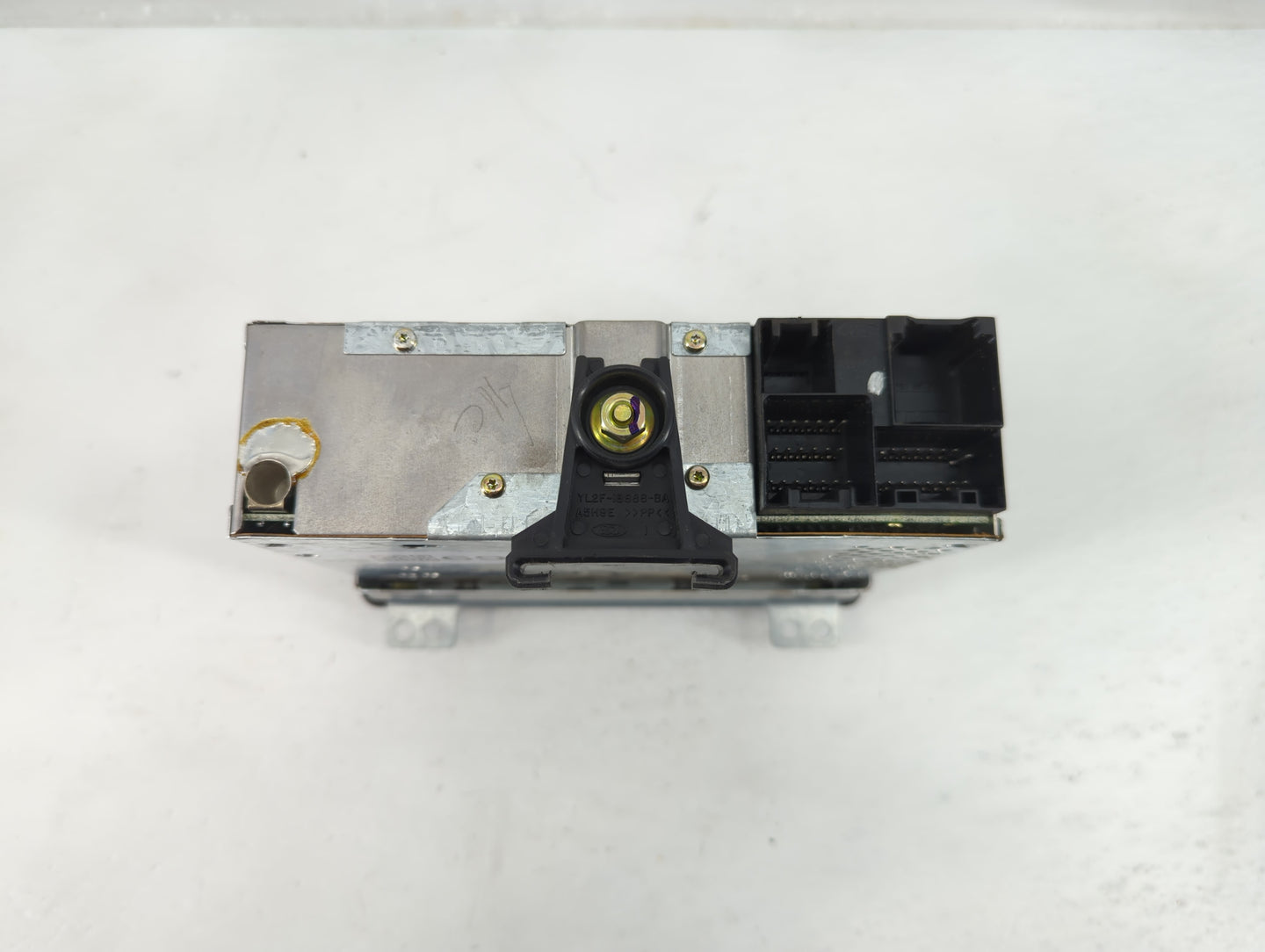 2004 Ford Explorer Radio AM FM Cd Player Receiver Replacement P/N:YL2F-188888-BA Fits OEM Used Auto Parts - Oemusedautoparts