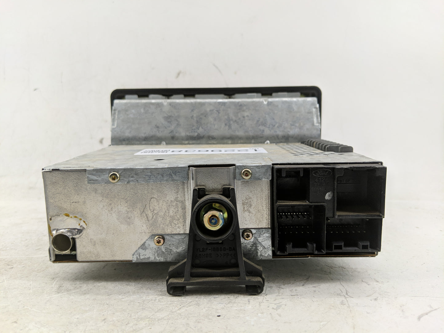 2004 Ford Explorer Radio AM FM Cd Player Receiver Replacement Fits OEM Used Auto Parts - Oemusedautoparts1.com