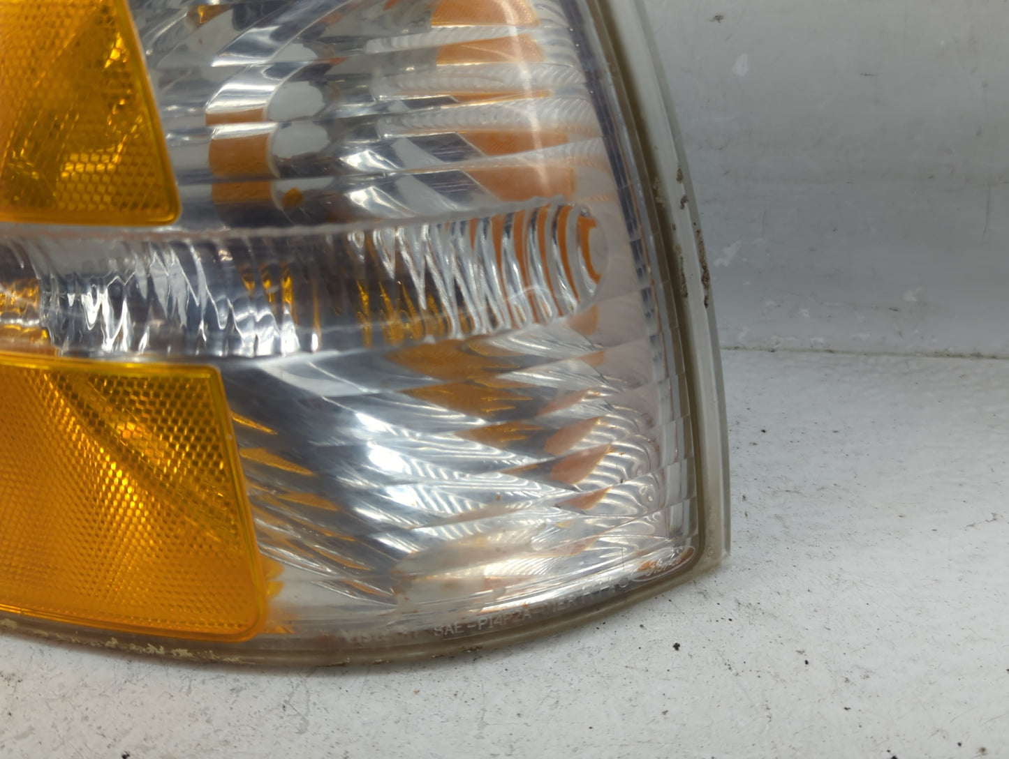 2004 Ford Explorer Passenger Right Oem Head Light Headlight Lamp - Oemusedautoparts1.com