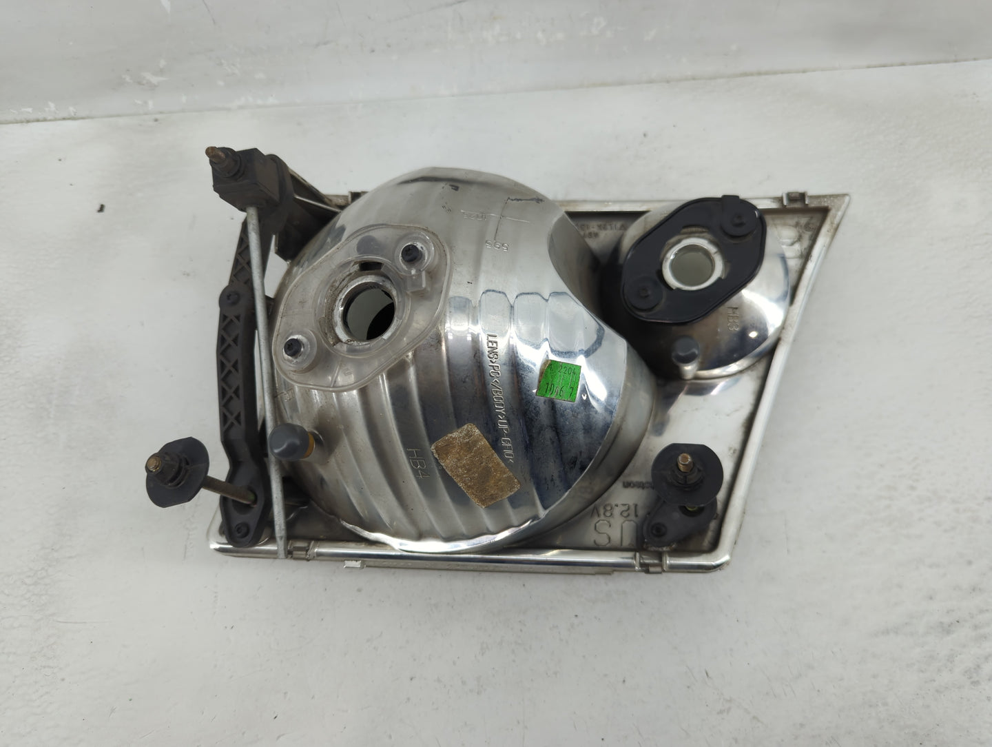 2002-2005 Ford Explorer Passenger Right Oem Head Light Headlight Lamp - Oemusedautoparts1.com