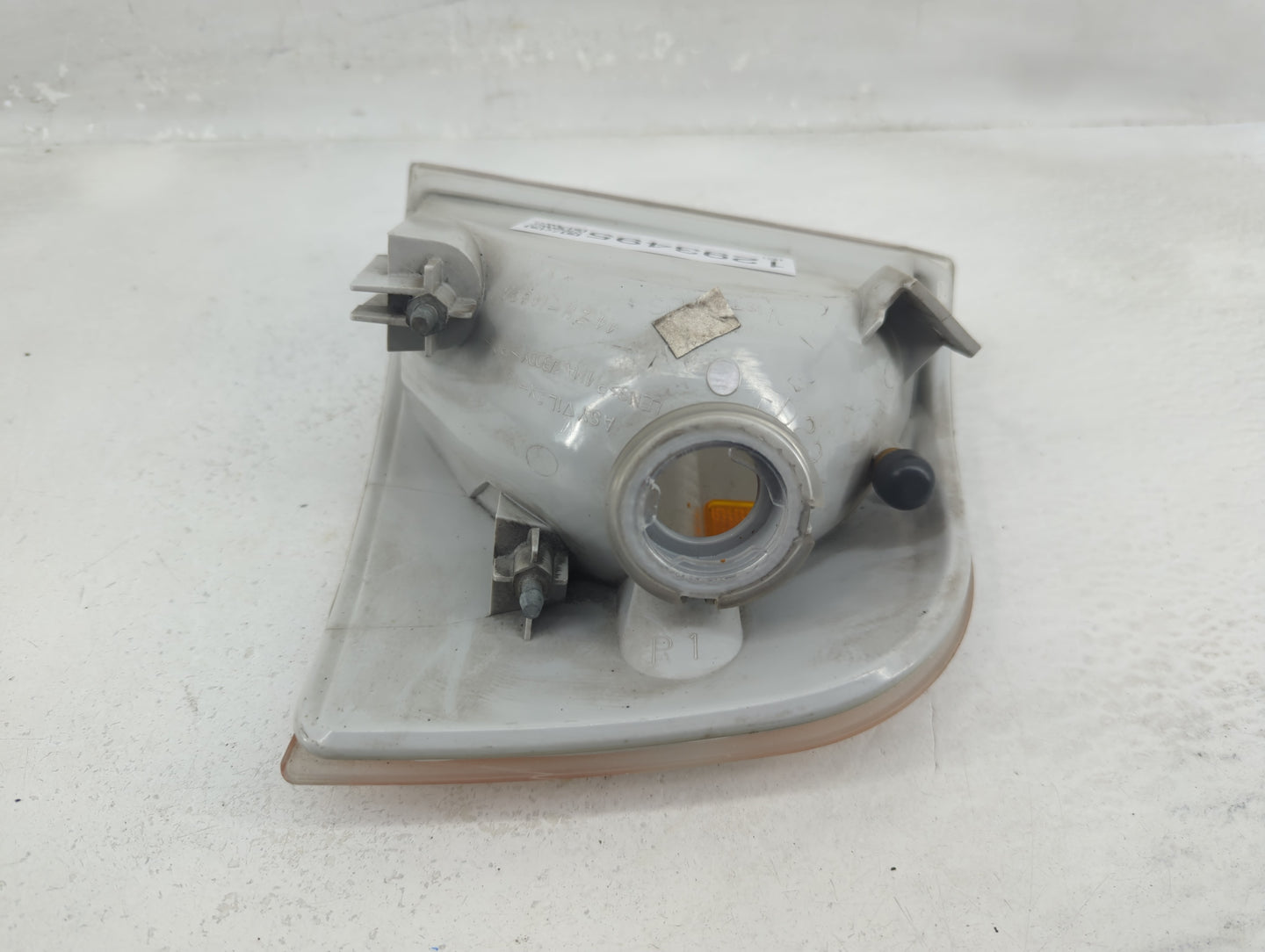 2004-2005 Ford Explorer Passenger Right Oem Front Light Lamp - Oemusedautoparts1.com