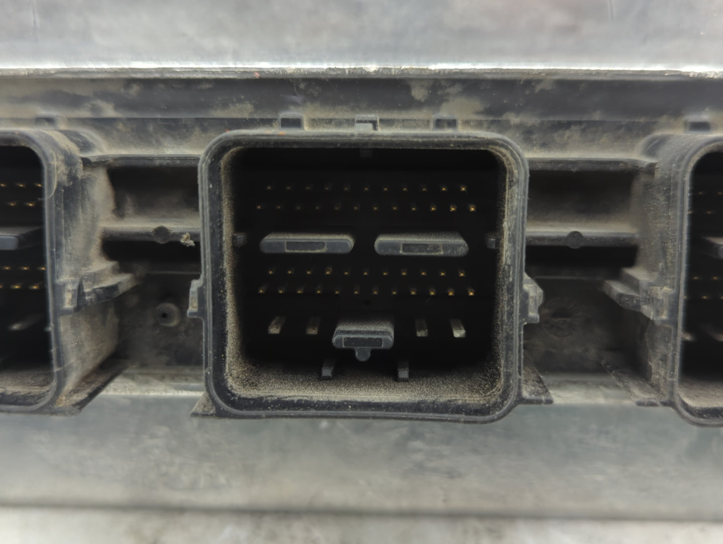 2004 Ford Explorer PCM Engine Control Computer ECU ECM PCU OEM P/N:4L2A-12A650-ADC Fits OEM Used Auto Parts - Oemusedautopar