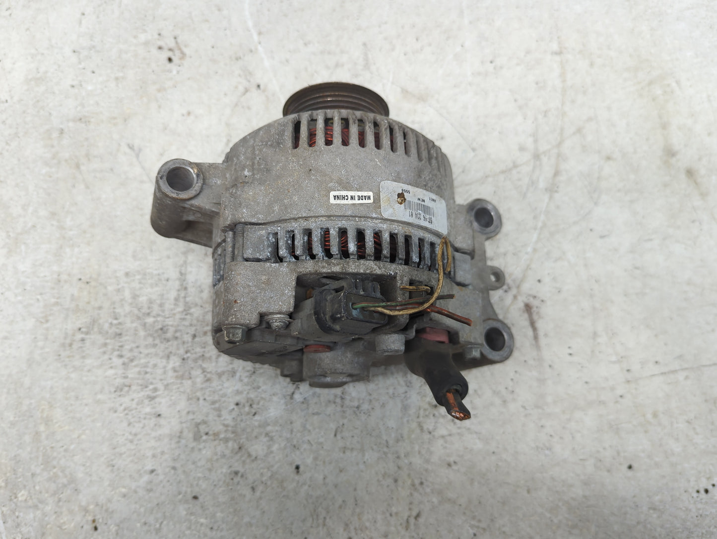 2004-2008 Ford Explorer Alternator Replacement Generator Charging Assembly Engine OEM Fits Fits 2004 2005 2006 2007 2008 200