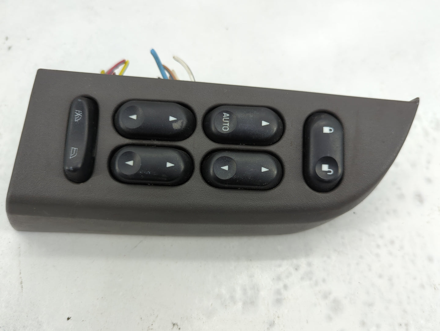 2004-2005 Ford Explorer Master Power Window Switch Replacement Driver Side Left P/N:02/1204 Fits Fits 2004 2005 2006 2007 OE