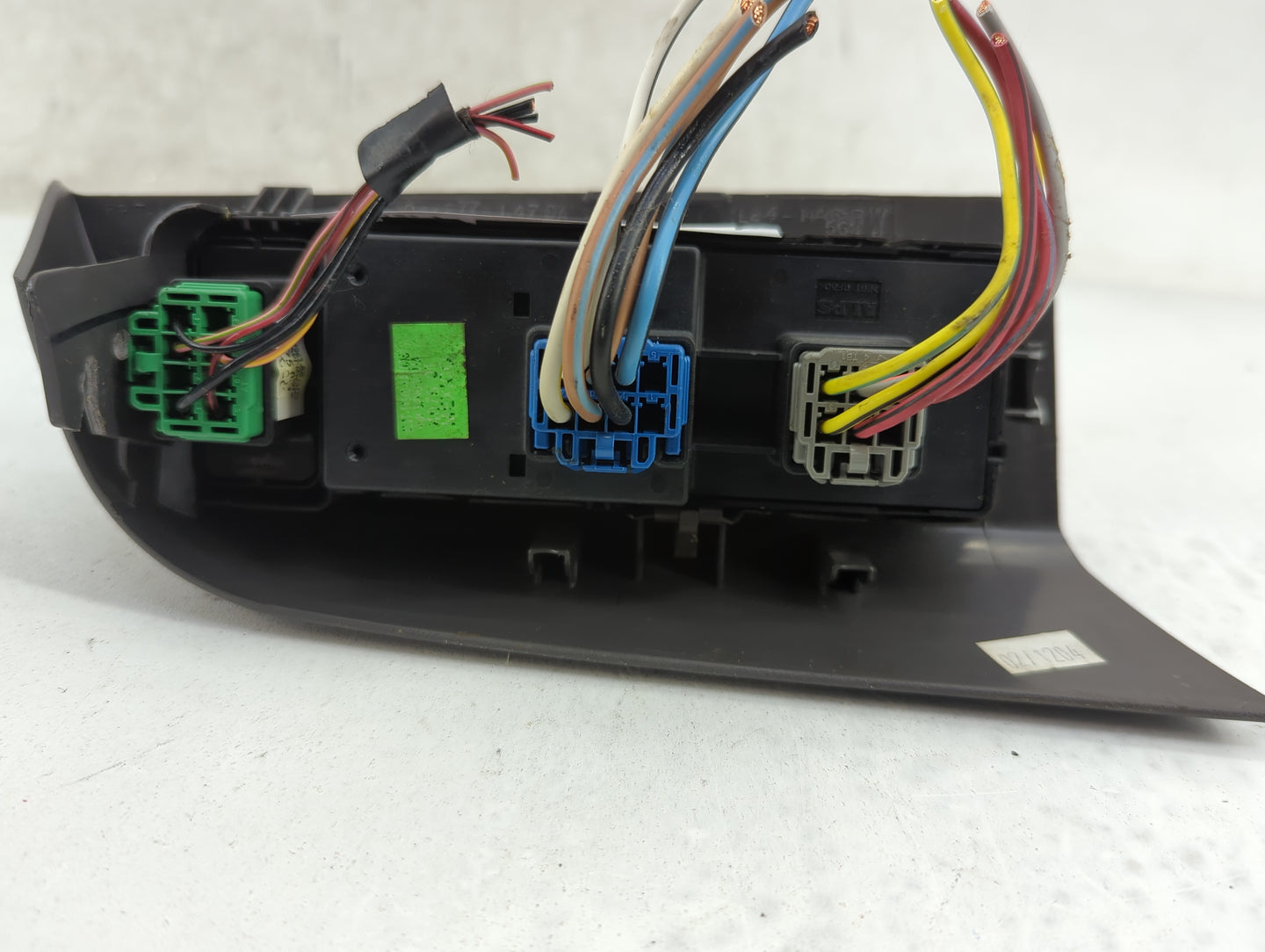 2004-2005 Ford Explorer Master Power Window Switch Replacement Driver Side Left P/N:02/1204 Fits Fits 2004 2005 2006 2007 OE