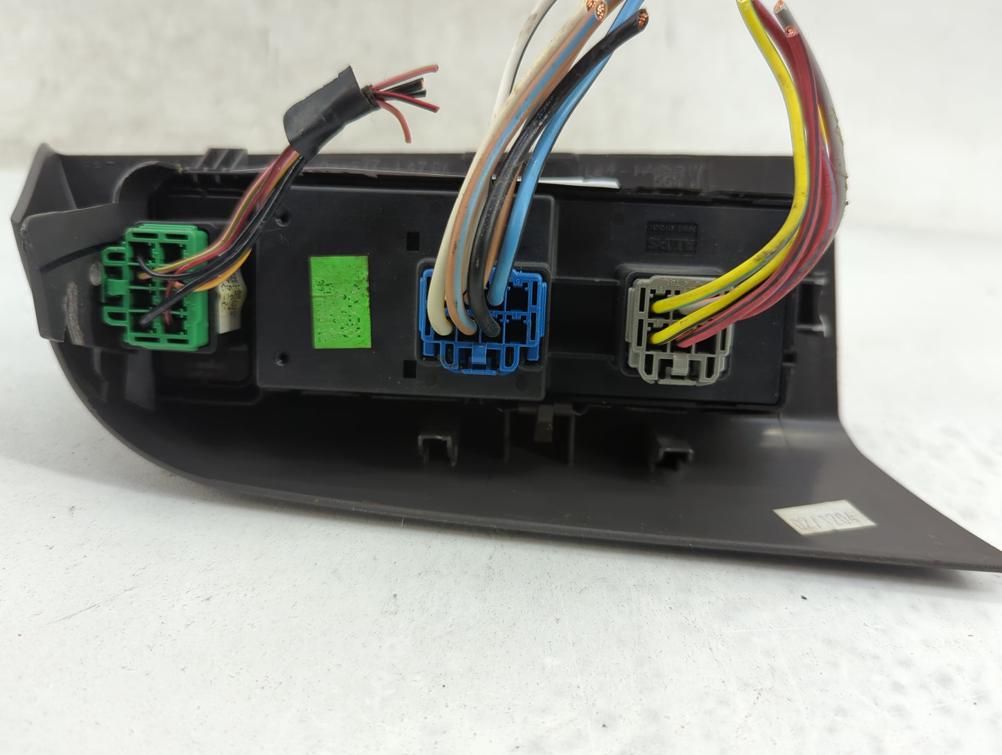2004-2005 Ford Explorer Master Power Window Switch Replacement Driver Side Left P/N:02/1204 Fits Fits 2004 2005 2006 2007 OE