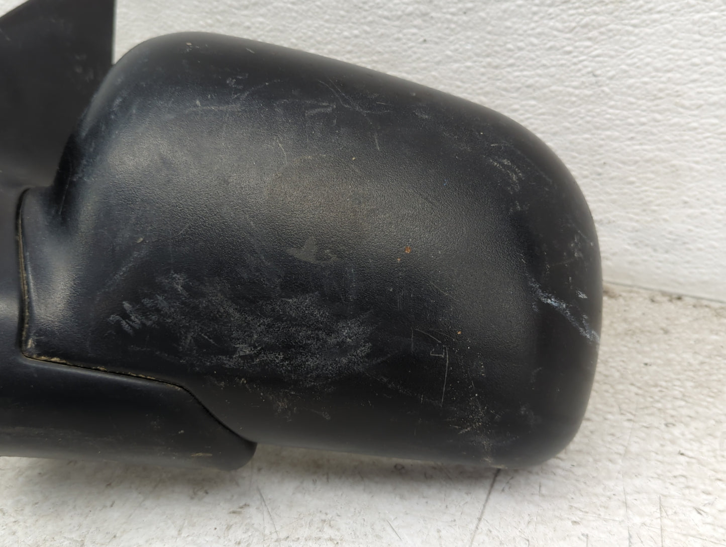 2002-2005 Ford Explorer Driver Side View Mirror - Left Door Mirror OEM Used - Oemusedautoparts1.com