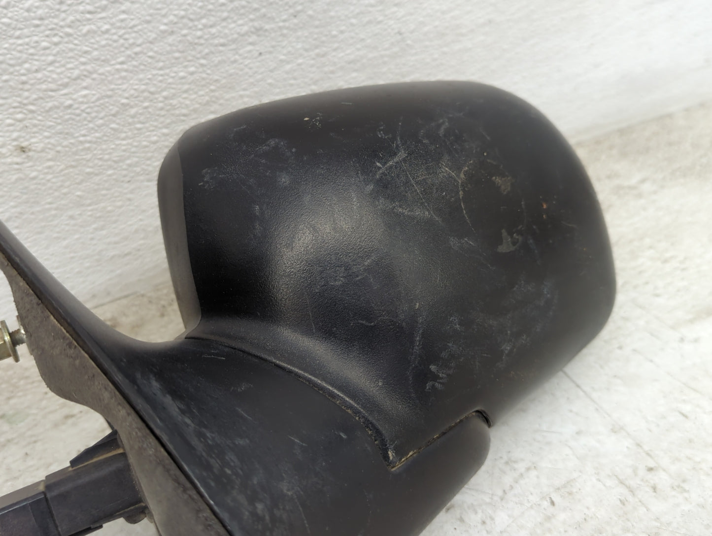 2002-2005 Ford Explorer Driver Side View Mirror - Left Door Mirror OEM Used - Oemusedautoparts1.com