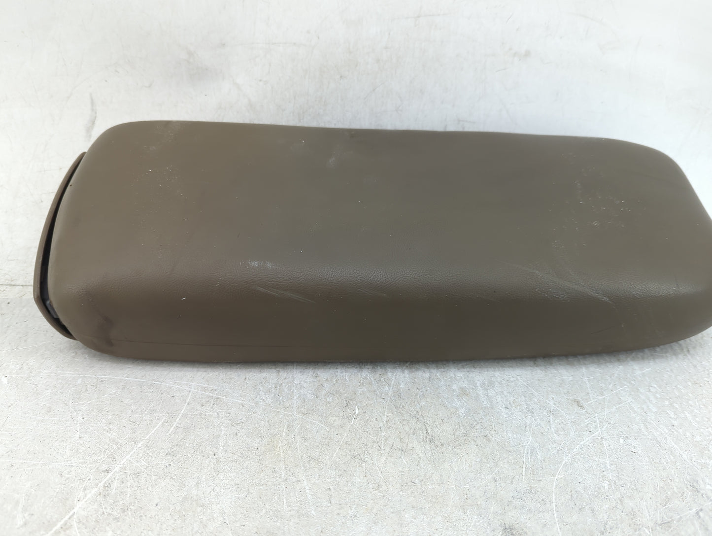 2004 Ford Explorer Center Console Armrest Cover Lid Fits OEM Used Auto Parts - Oemusedautoparts1.com