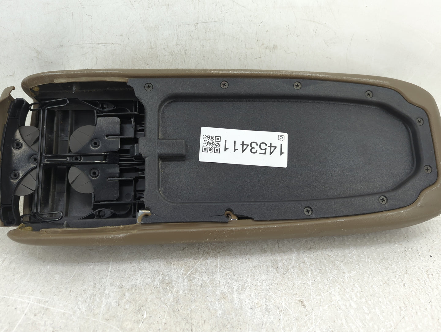 2004 Ford Explorer Center Console Armrest Cover Lid Fits OEM Used Auto Parts - Oemusedautoparts1.com