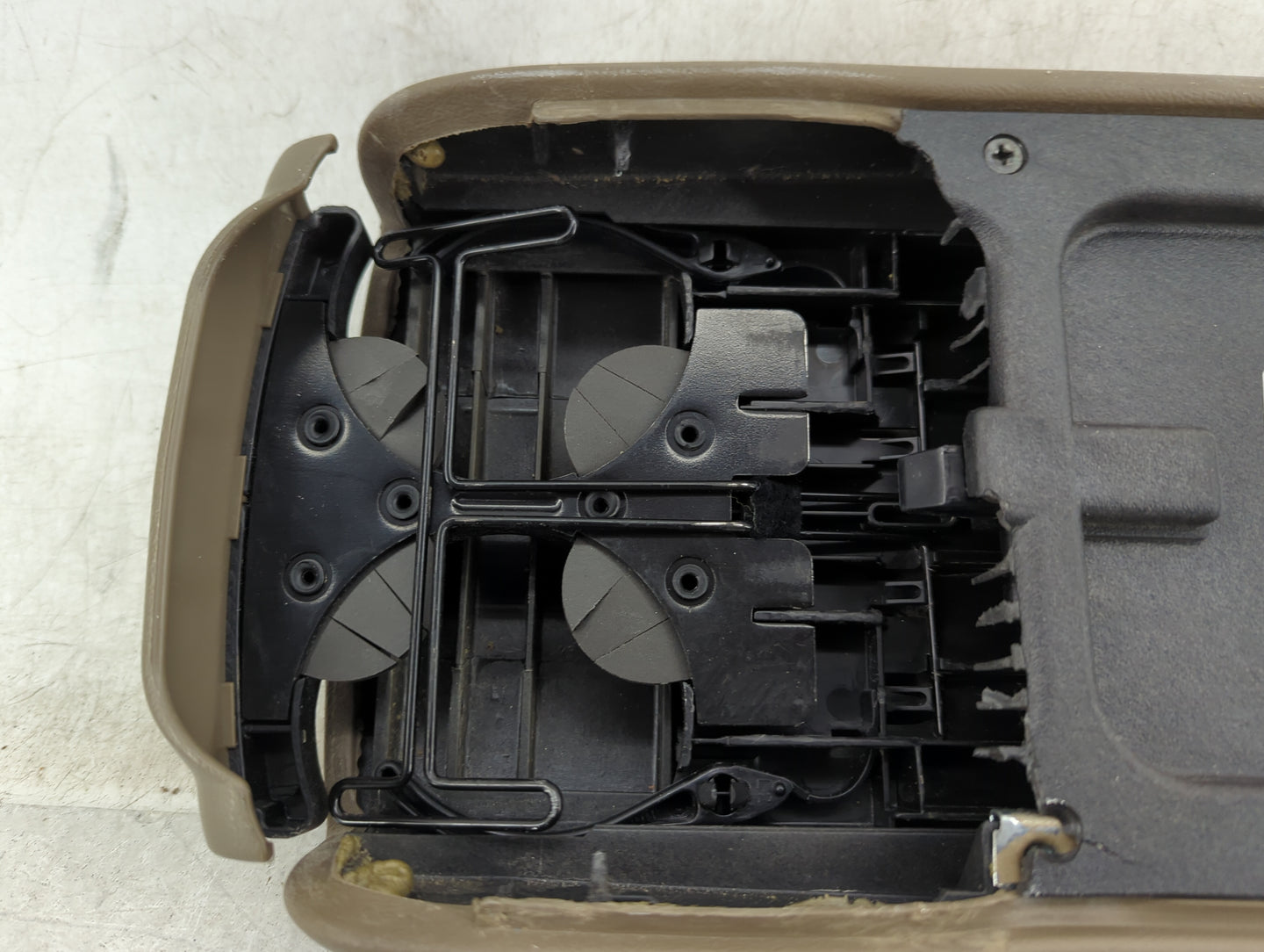2004 Ford Explorer Center Console Armrest Cover Lid Fits OEM Used Auto Parts - Oemusedautoparts1.com