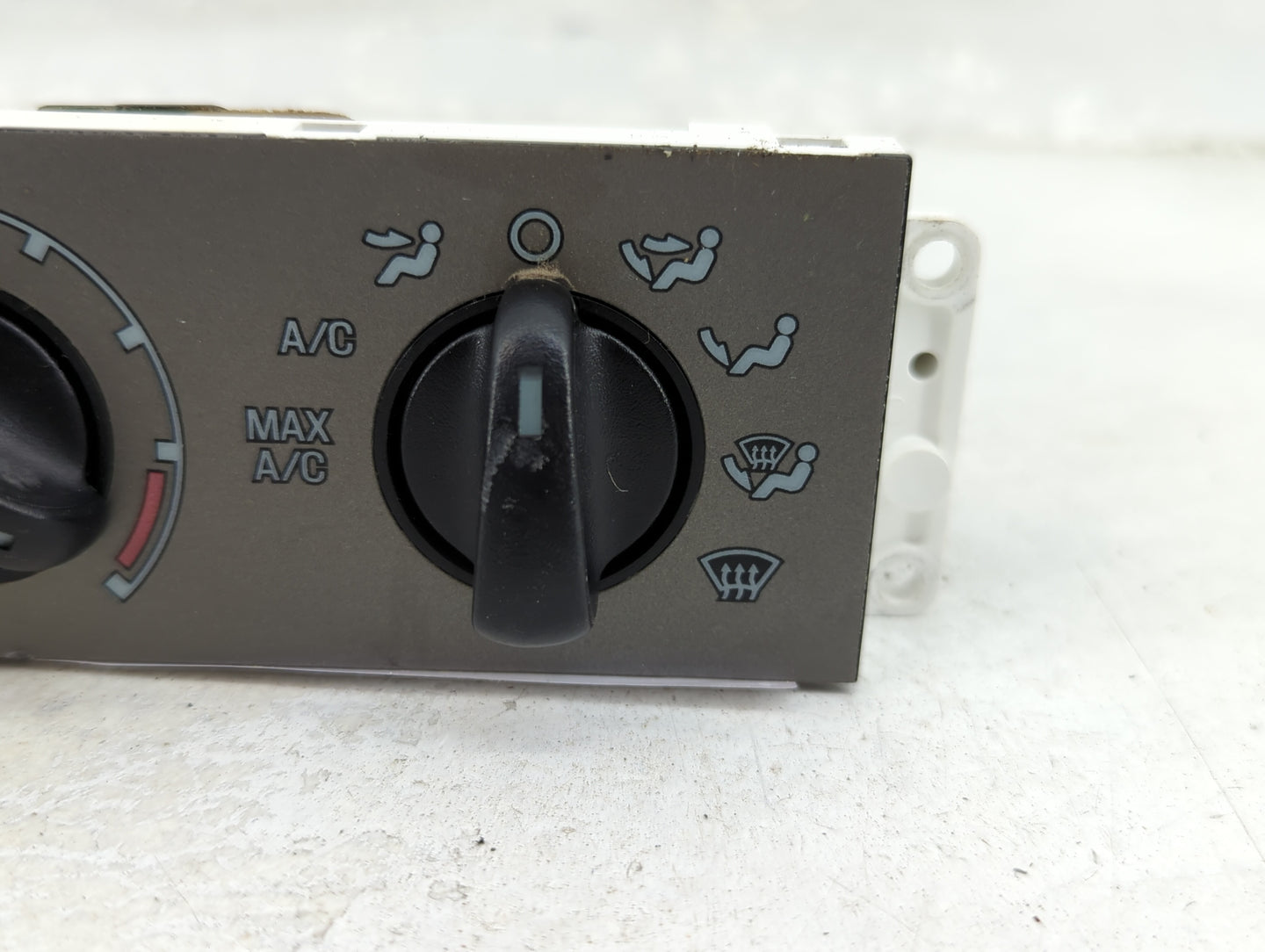 2003-2005 Ford Explorer Climate Control Module Temperature AC/Heater Replacement P/N:XL5H-19C733-BA Fits Fits 2003 2004 2005